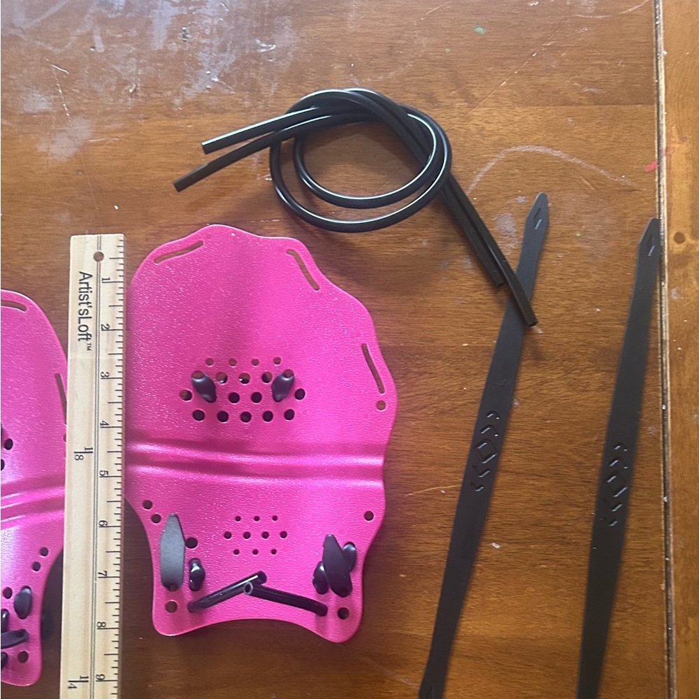Adjustable Swim Hand Paddles for Training & Stroke Technique – Lightweight Pink - Picture 4 of 4